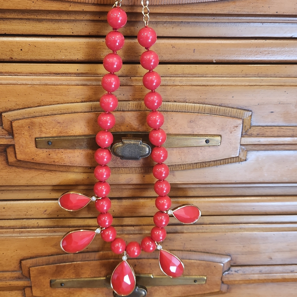 Kate spade red statement necklace